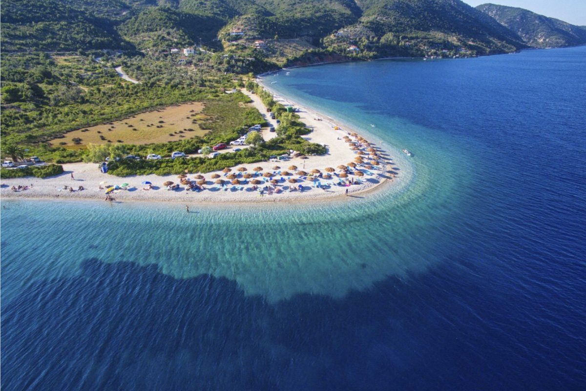 Αλόννησος: Το ελληνικό νησί που οι Βρετανοί ταξιδιώτες «αγκαλιάζουν» για διακοπές, πεζοπορία και αυθεντική εμπειρία