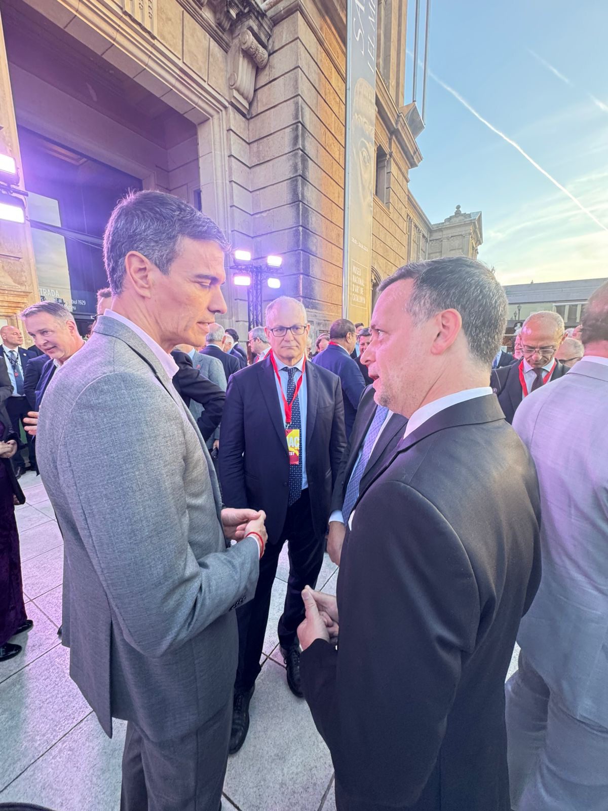  Τετ α τετ Δούκα – Σάντσεθ στη Βαρκελώνη για τις διεθνείς εξελίξεις και μήνυμα συσπείρωσης των προοδευτικών δυνάμεων