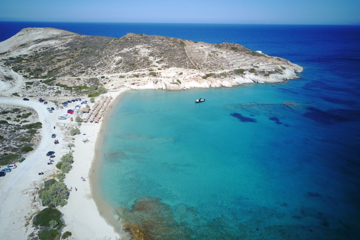 Κίμωλος: Η παραλία Πράσσα στις «μυστικές» επιλογές του Conde Nast Traveller